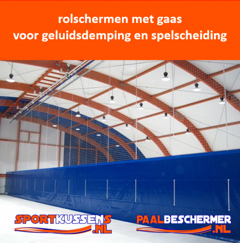 scherm in sporthal voor afscheiding en geluidsdemping